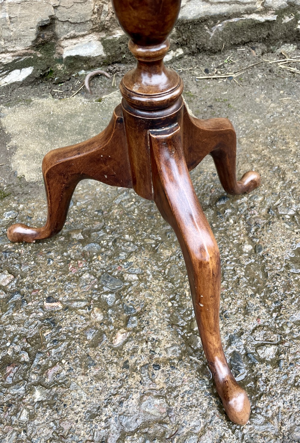 Georgian Mahogany Tilt-Top Wine Table View XX