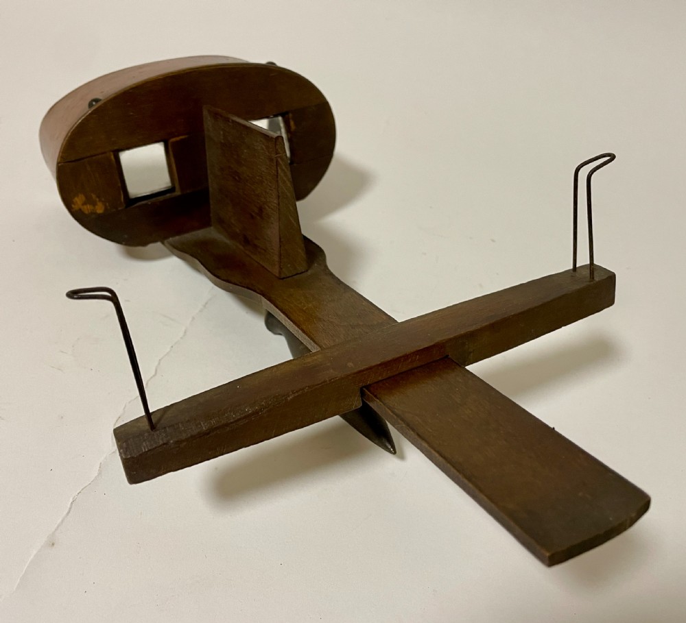 Antique Stereoscopic Viewer and Cards View VII