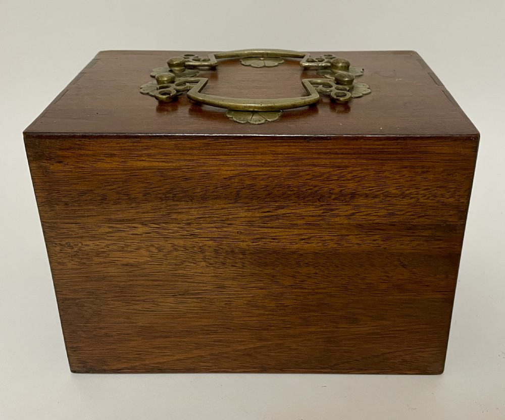 Vintage Bone and Bamboo Mahjong Set View IX
