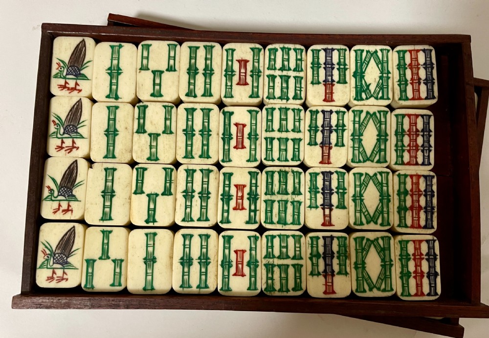 Vintage Bone and Bamboo Mahjong Set View XII