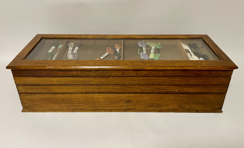 Clark's Anchor Cantilever Sewing Thread Box View V
