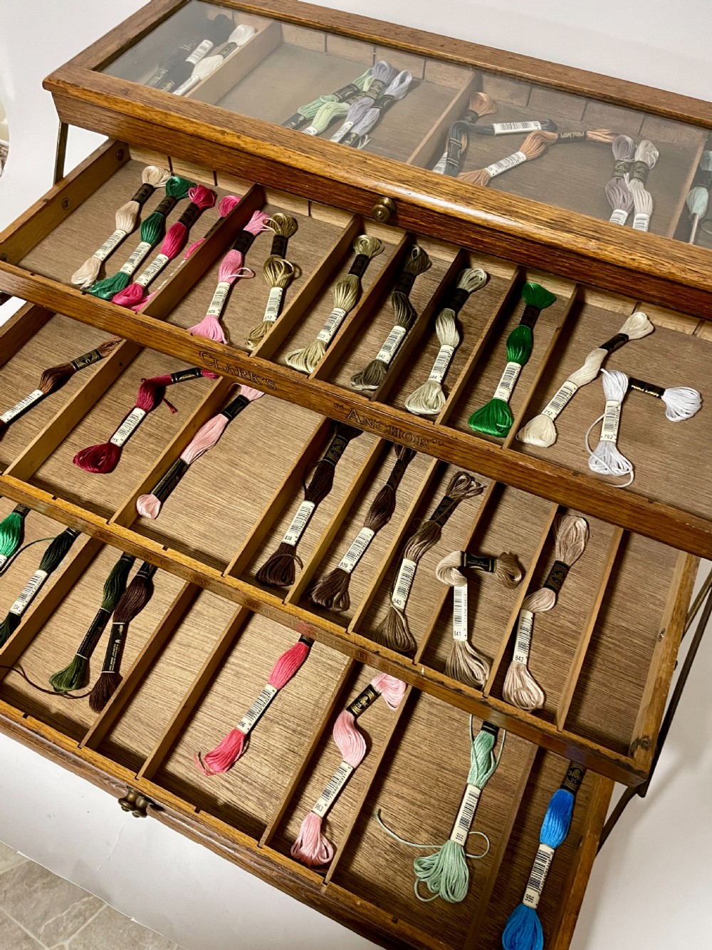 Clark's Anchor Cantilever Sewing Thread Box View XV
