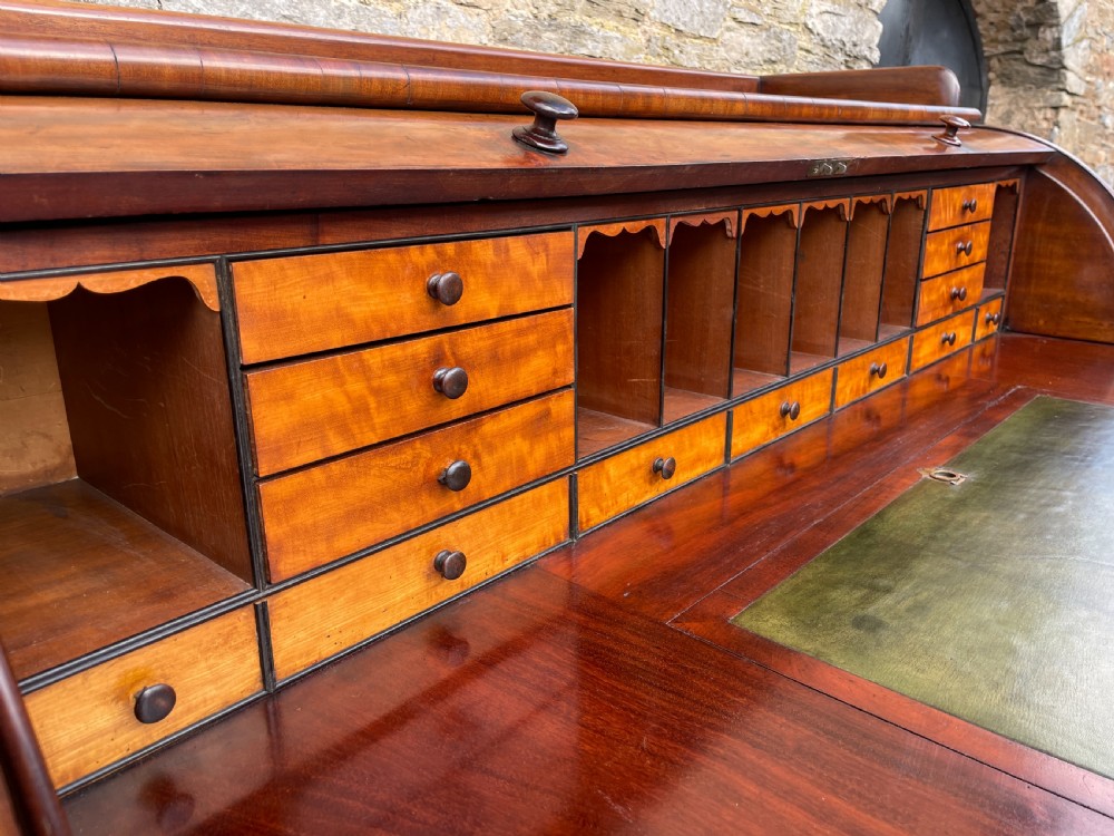Victorian Mahogany Cylinder Roll Top Desk View IX
