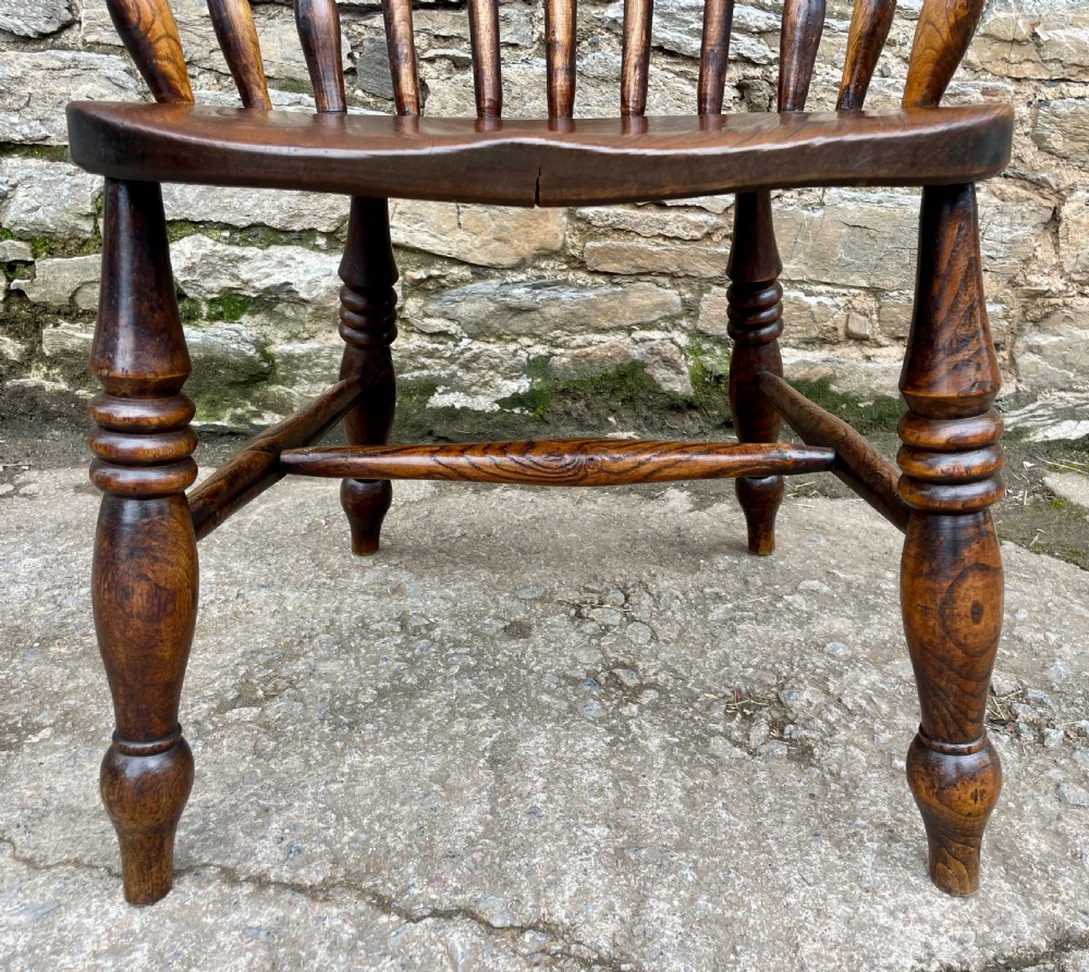 Antique Elm Windsor Farmhouse Chair View XVII