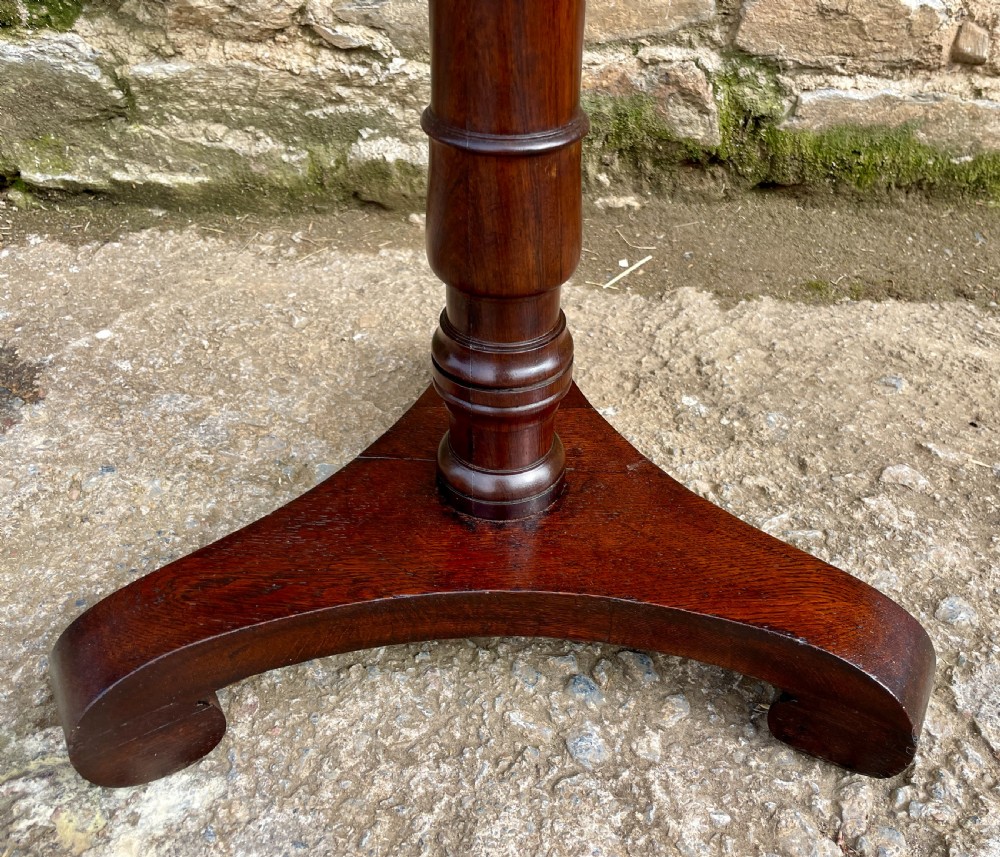 Regency Rosewood Adjustable Duet Stand View XIX