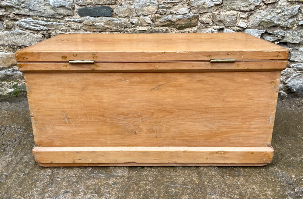 Victorian Pine Blanket Box View X