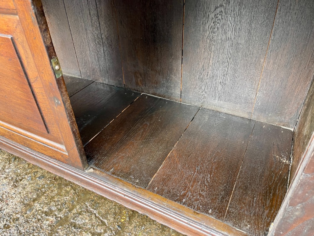 18th Century Georgian Oak Dresser Base View XXI
