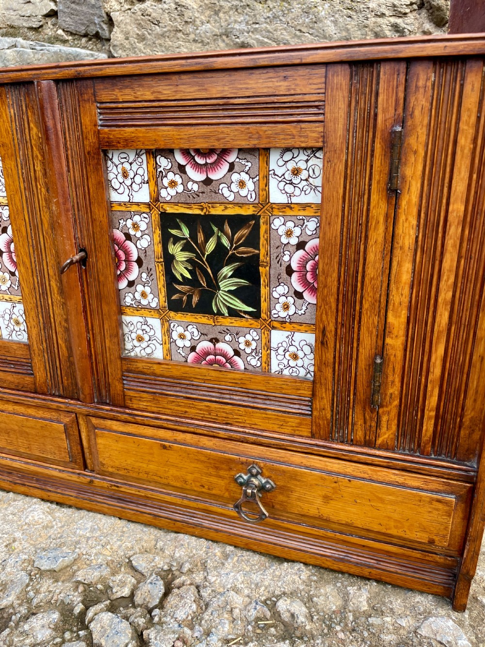 Arts and Crafts Oak Hanging Wall Cabinet View V