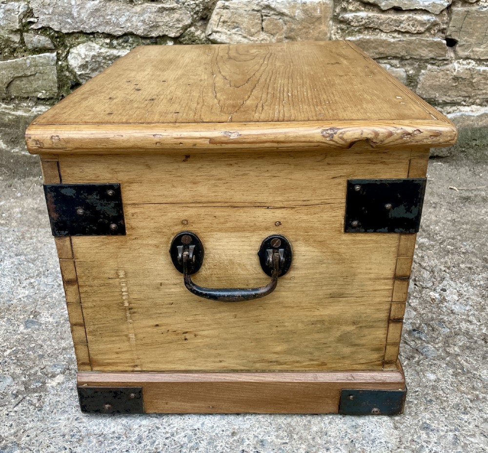 Antique Pine Box View XIII