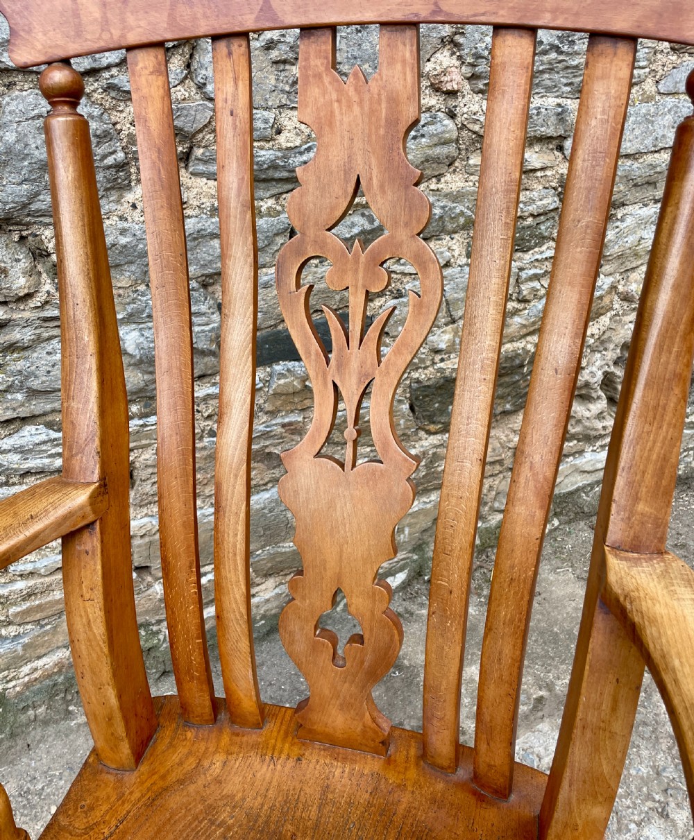 Antique Elm Lathe Back Farmhouse Chair View IV
