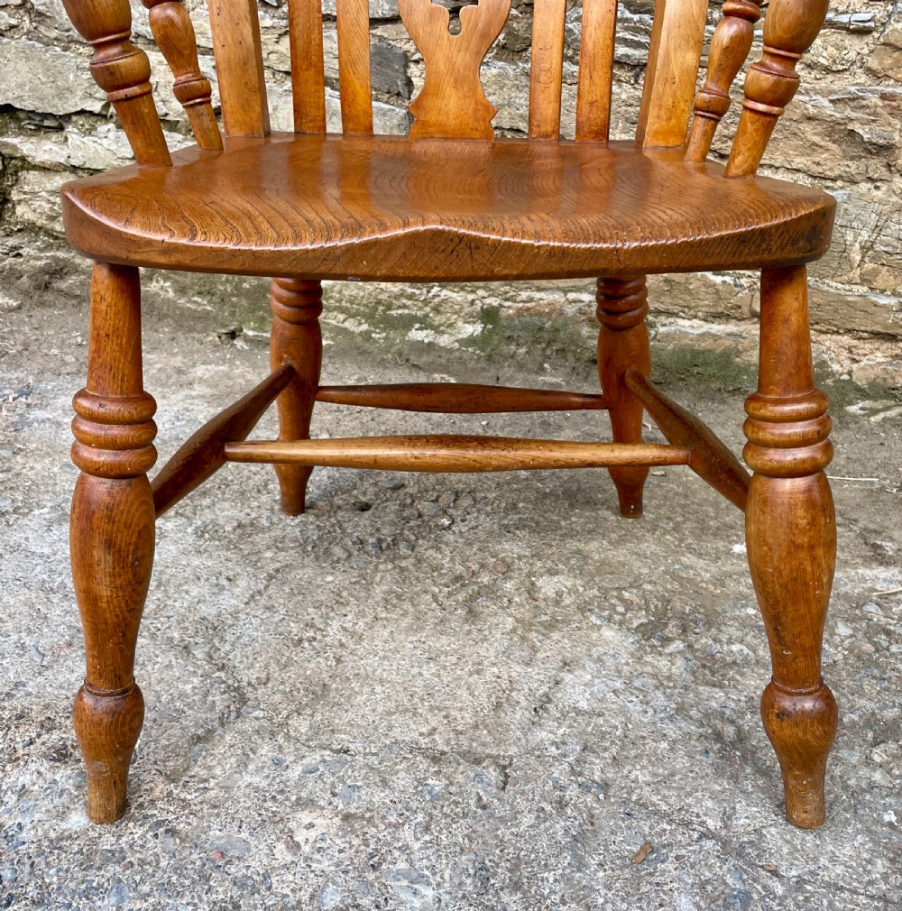 Antique Elm Lathe Back Farmhouse Chair View VI
