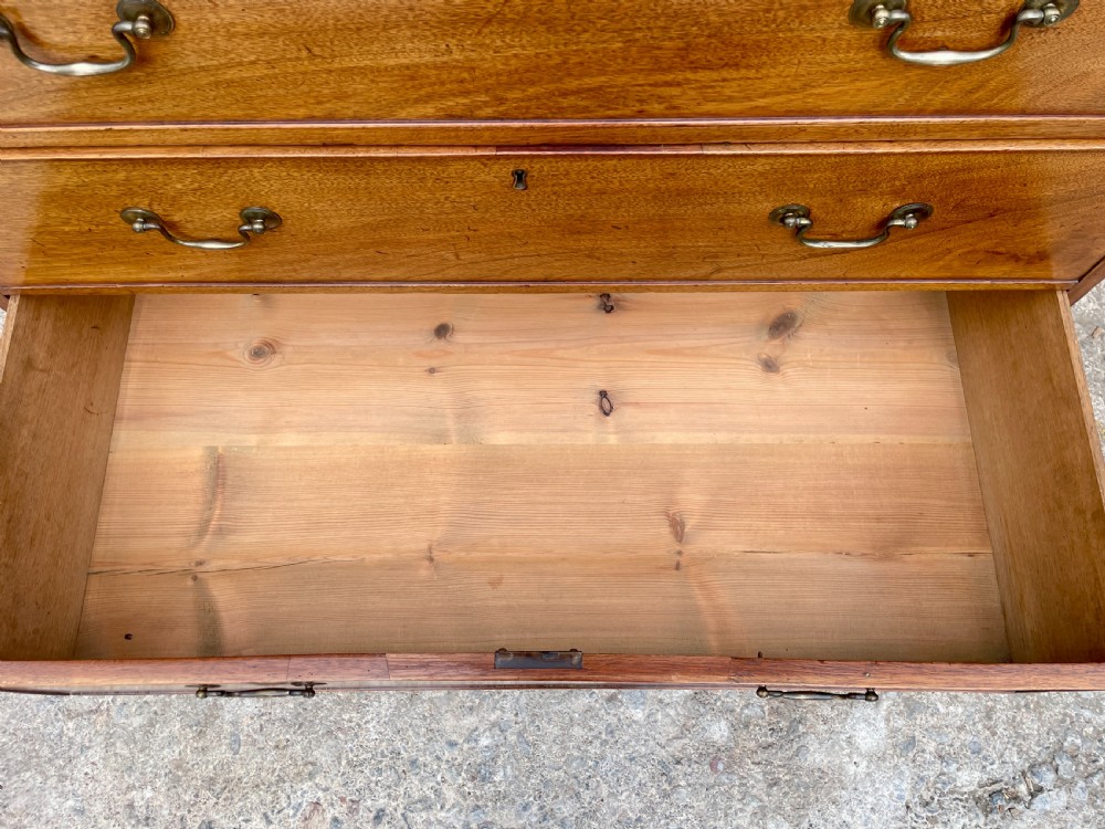 Georgian Mahogany Chest on Chest View IX