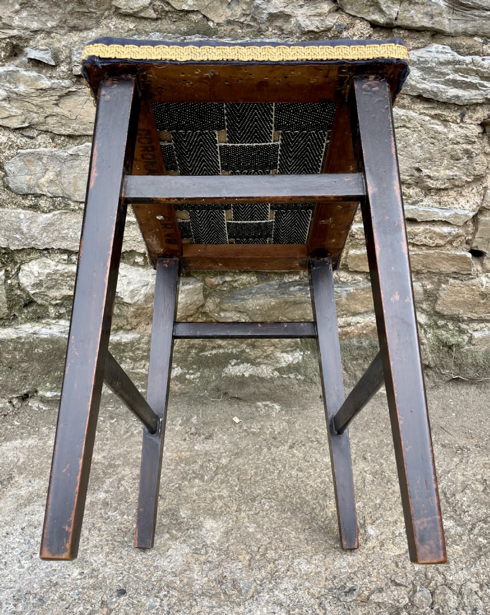 George V 1911 Coronation Stool View XIII
