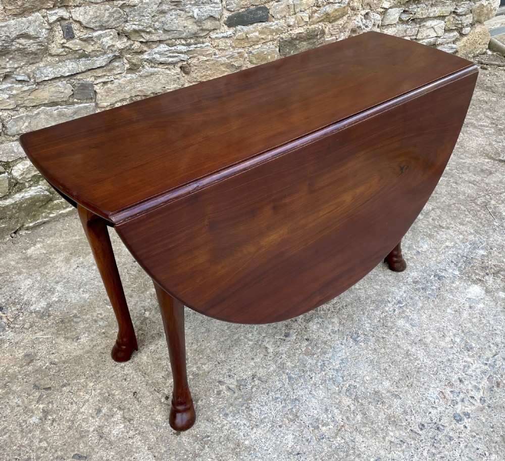 Georgian Mahogany Drop Leaf Table View II