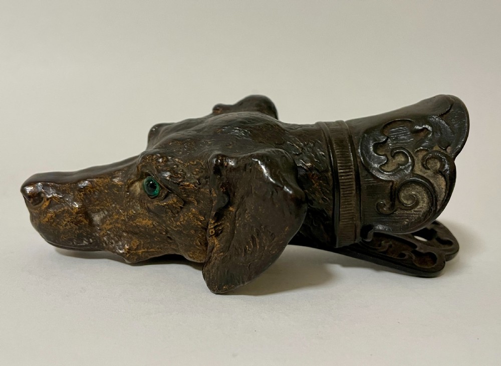Antique Bronze Dog Letter Clip View IV