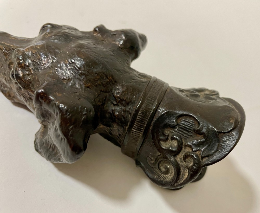 Antique Bronze Dog Letter Clip View XI