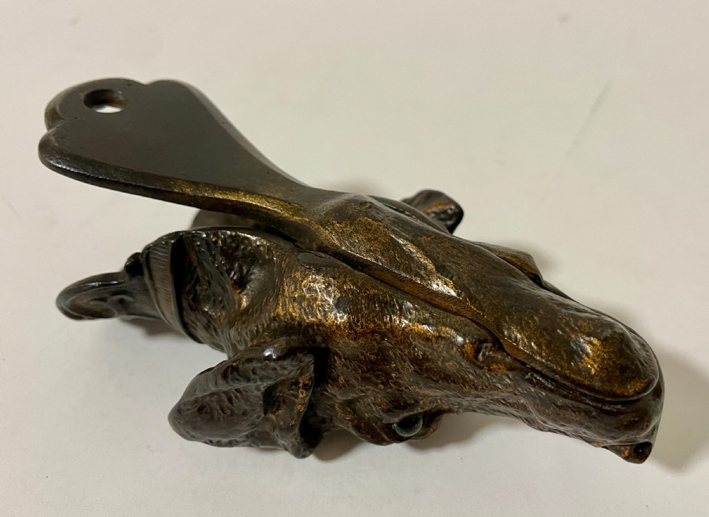 Antique Bronze Dog Letter Clip View XIII
