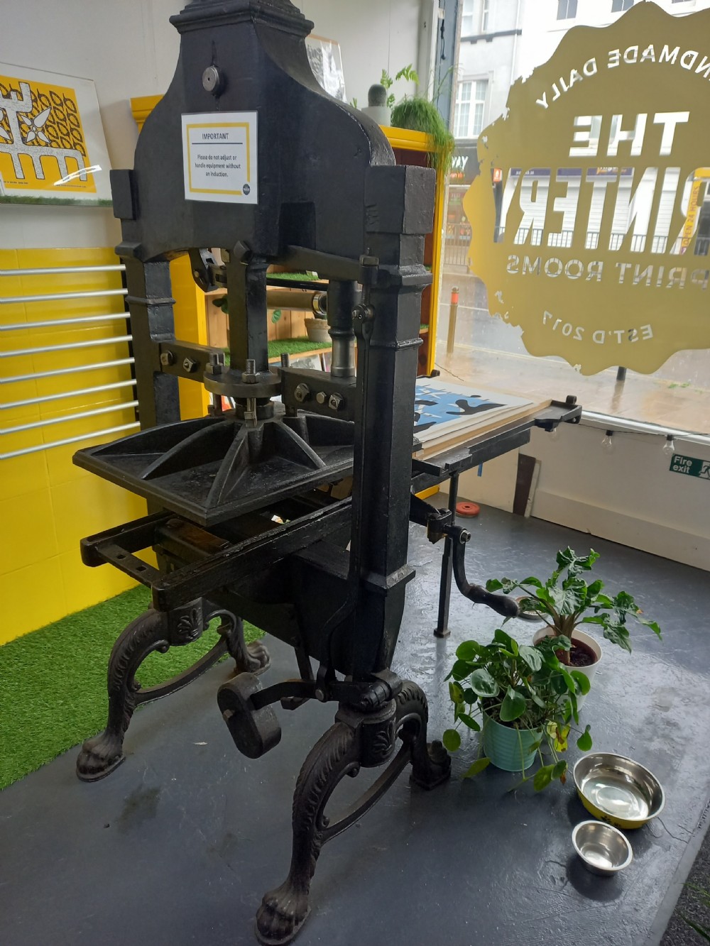 Victorian Cast Iron Britannia Relief Printing Press View III