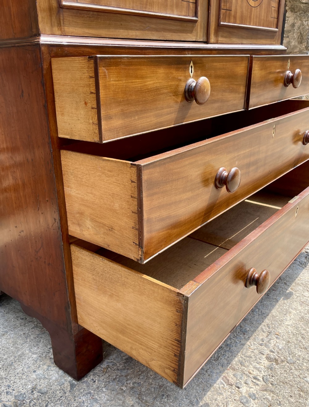 Regency Mahogany Linen Press Cupboard View XV