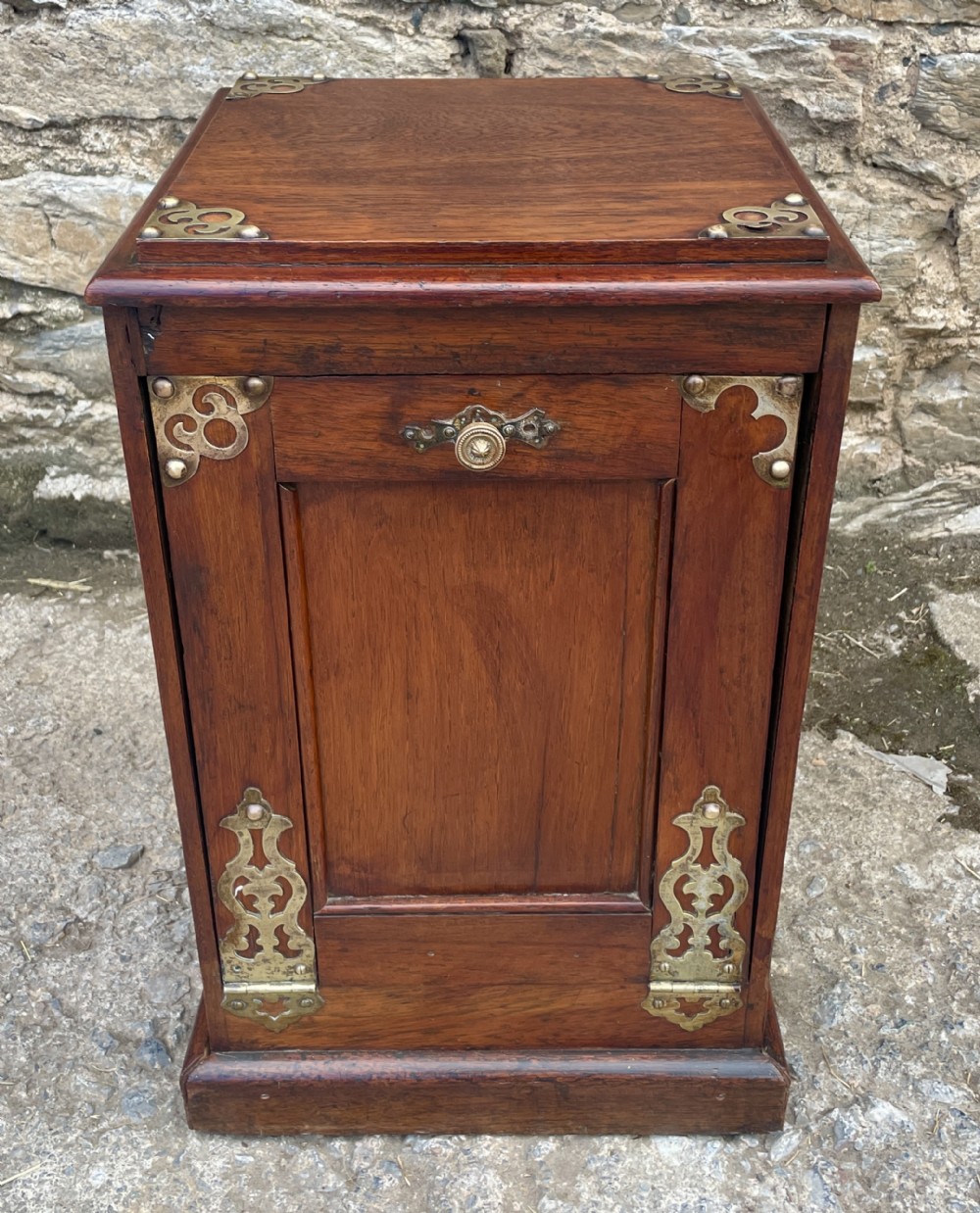 Edwardian Oak Coal Purdonium