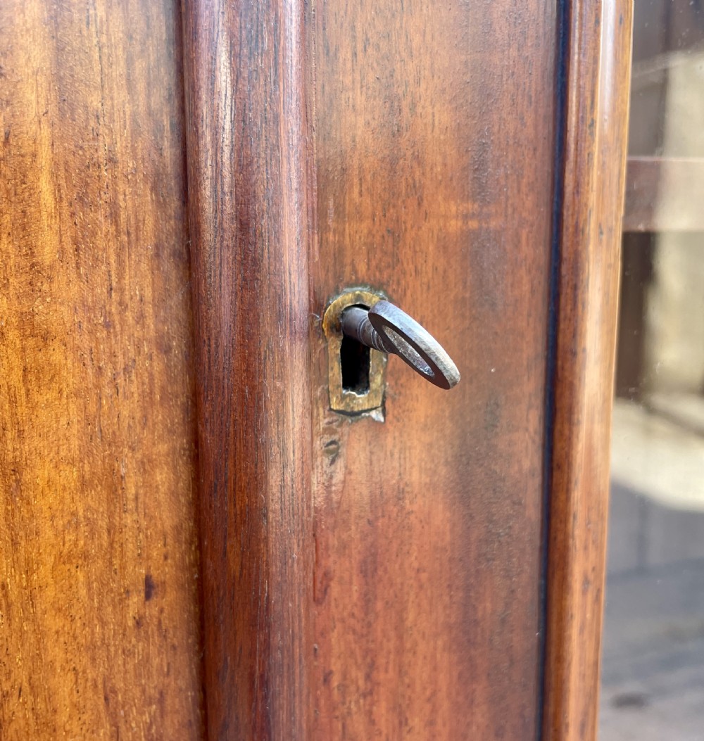 Victorian Mahogany Glazed Bookcase/Cabinet View XXII