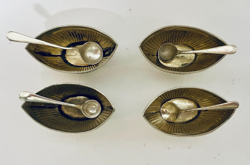 Box of Four Silver Salt Dishes with Spoons View VI