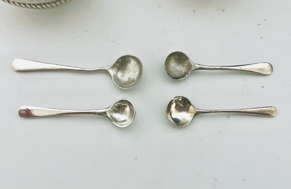 Box of Four Silver Salt Dishes with Spoons View IX