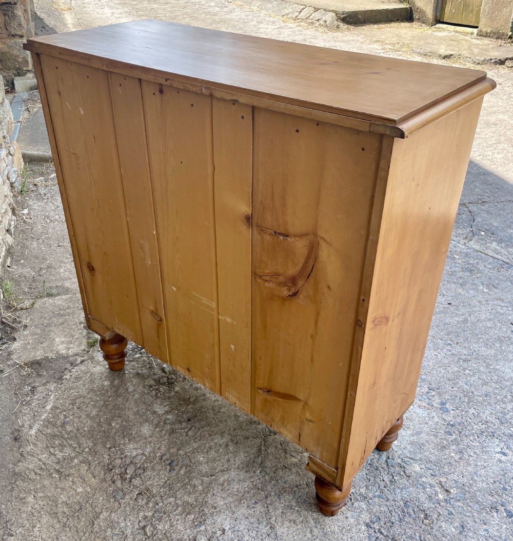 Large Victorian Pine Chest of Drawers View XII