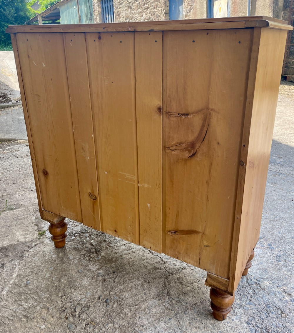 Large Victorian Pine Chest of Drawers View XIII