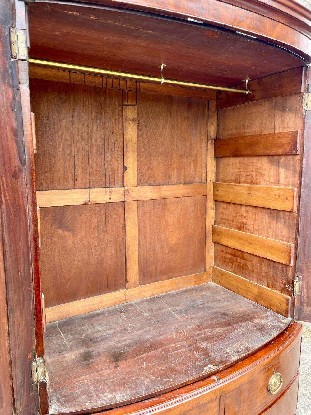 Georgian Mahogany Bow Fronted Wardrobe View XIII