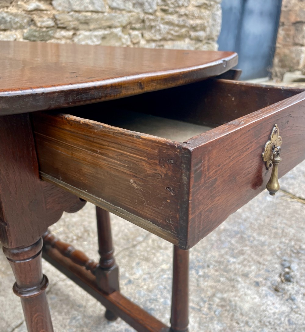 Small 18th Century Oak Gateleg Table View V