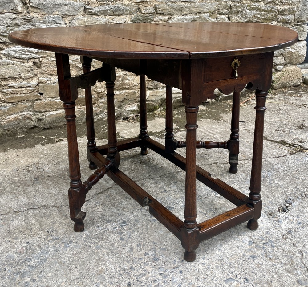 Small 18th Century Oak Gateleg Table View XXV