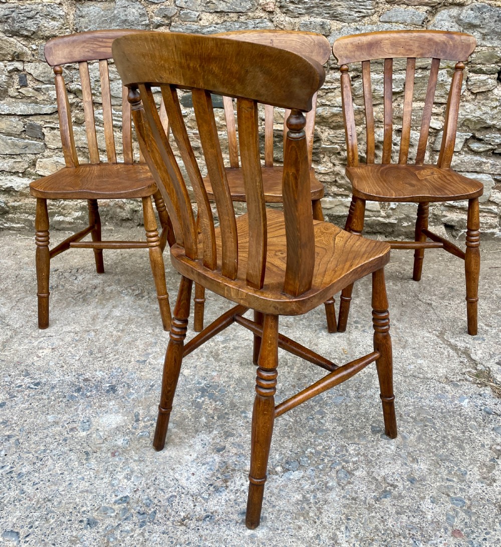 Set of 4 Victorian Lathe Back Farmhouse Chairs View XII