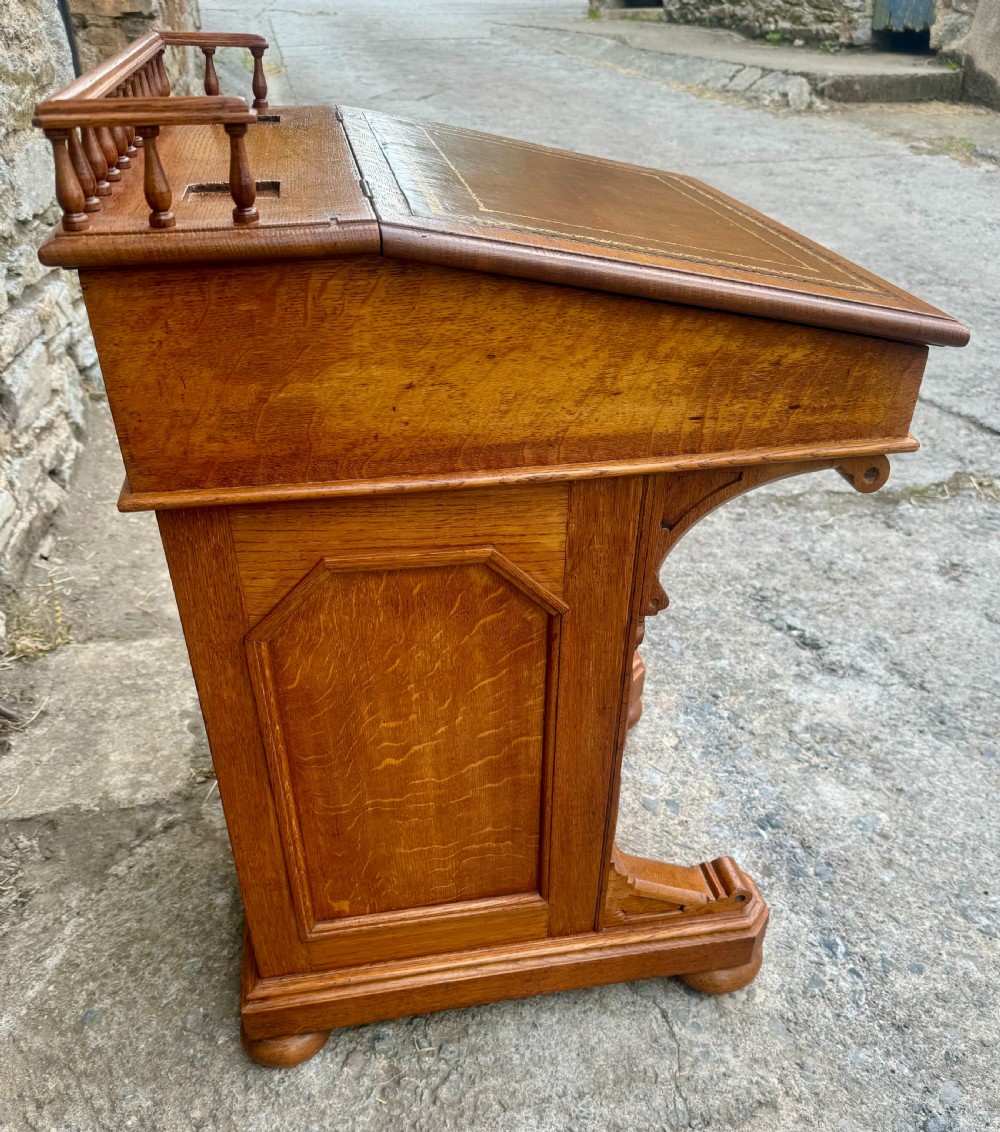 Victorian Golden Oak Davenport View V