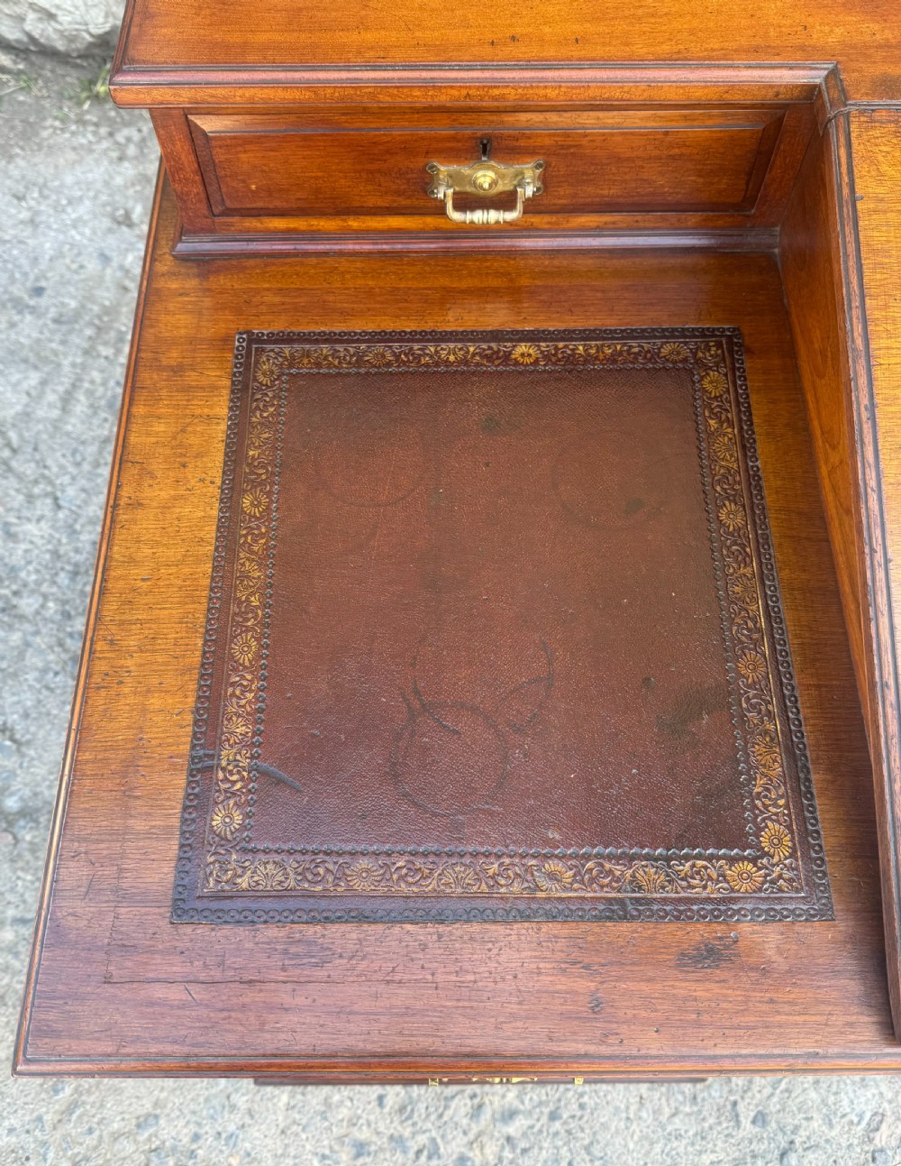 Large Edwardian Walnut Pedestal Desk View XII
