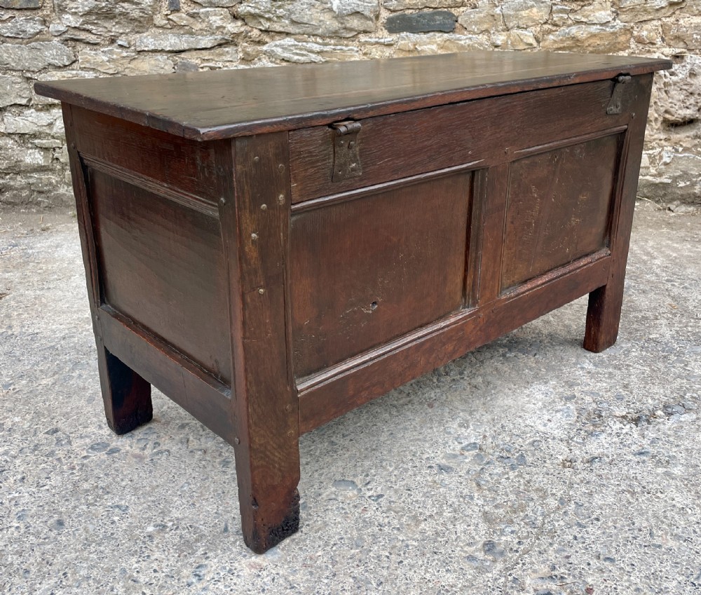 Small 18th Century Oak Coffer View XIV
