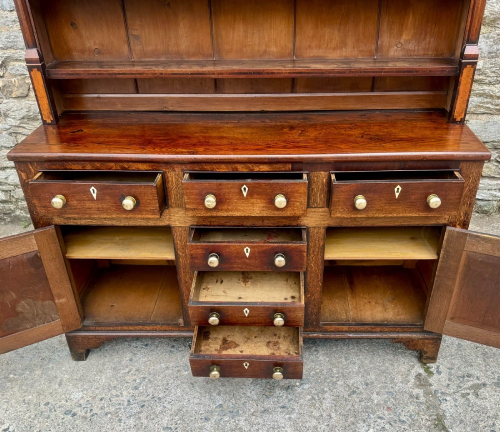 Georgian Welsh Oak Dresser View XII