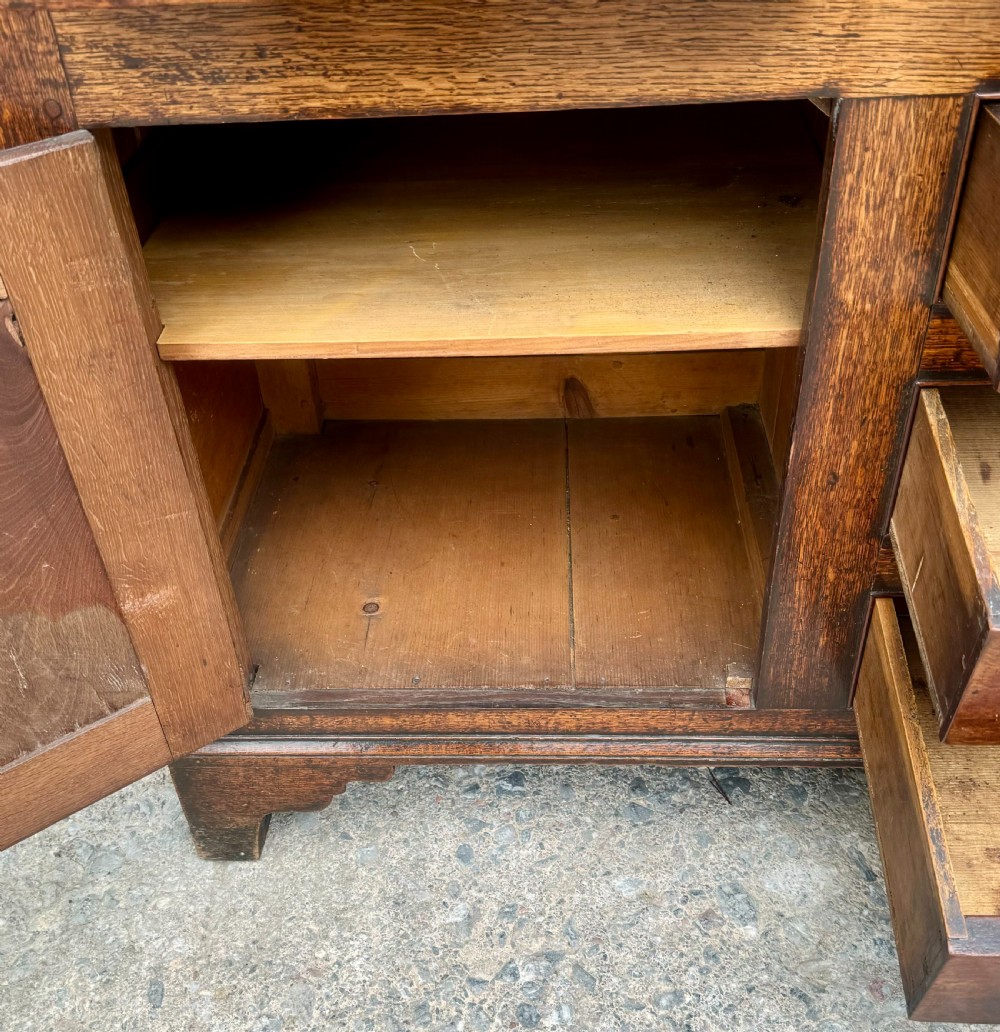 Georgian Welsh Oak Dresser View XIII