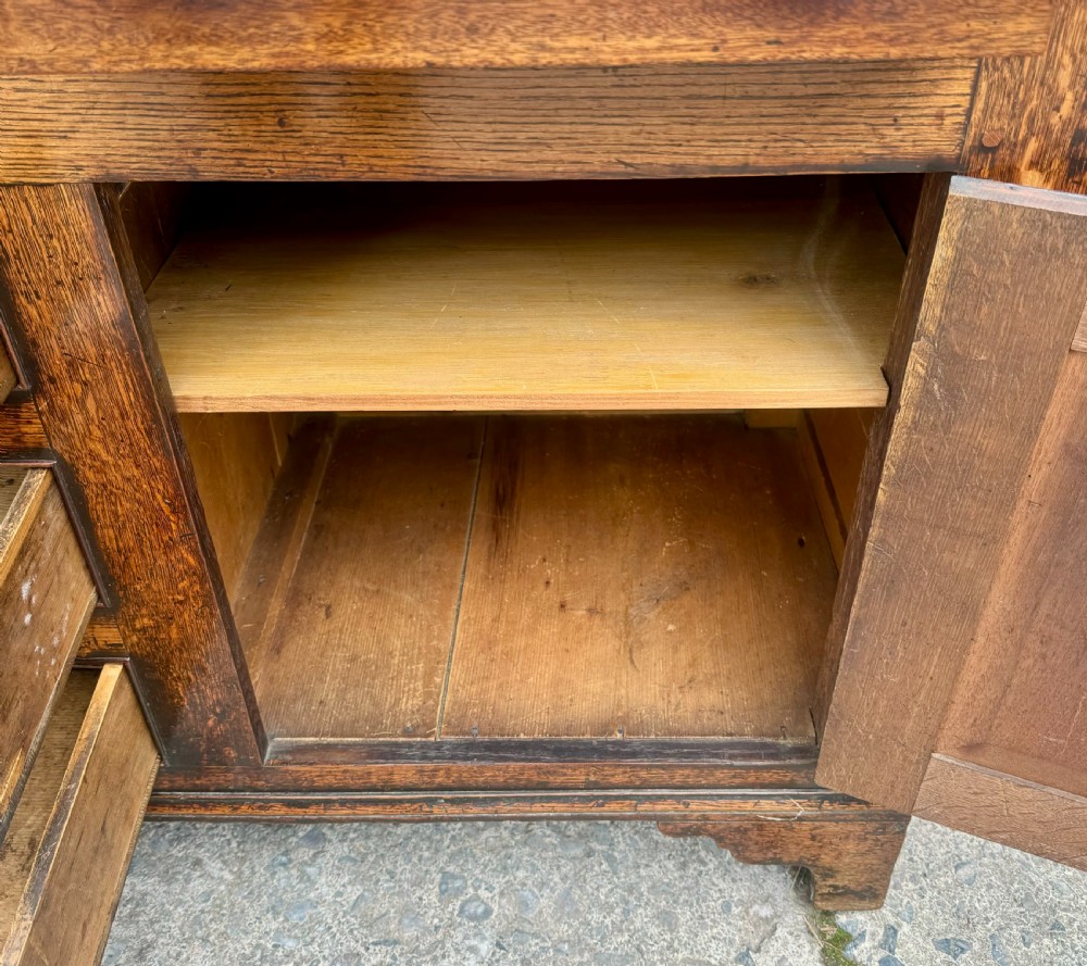 Georgian Welsh Oak Dresser View XIV
