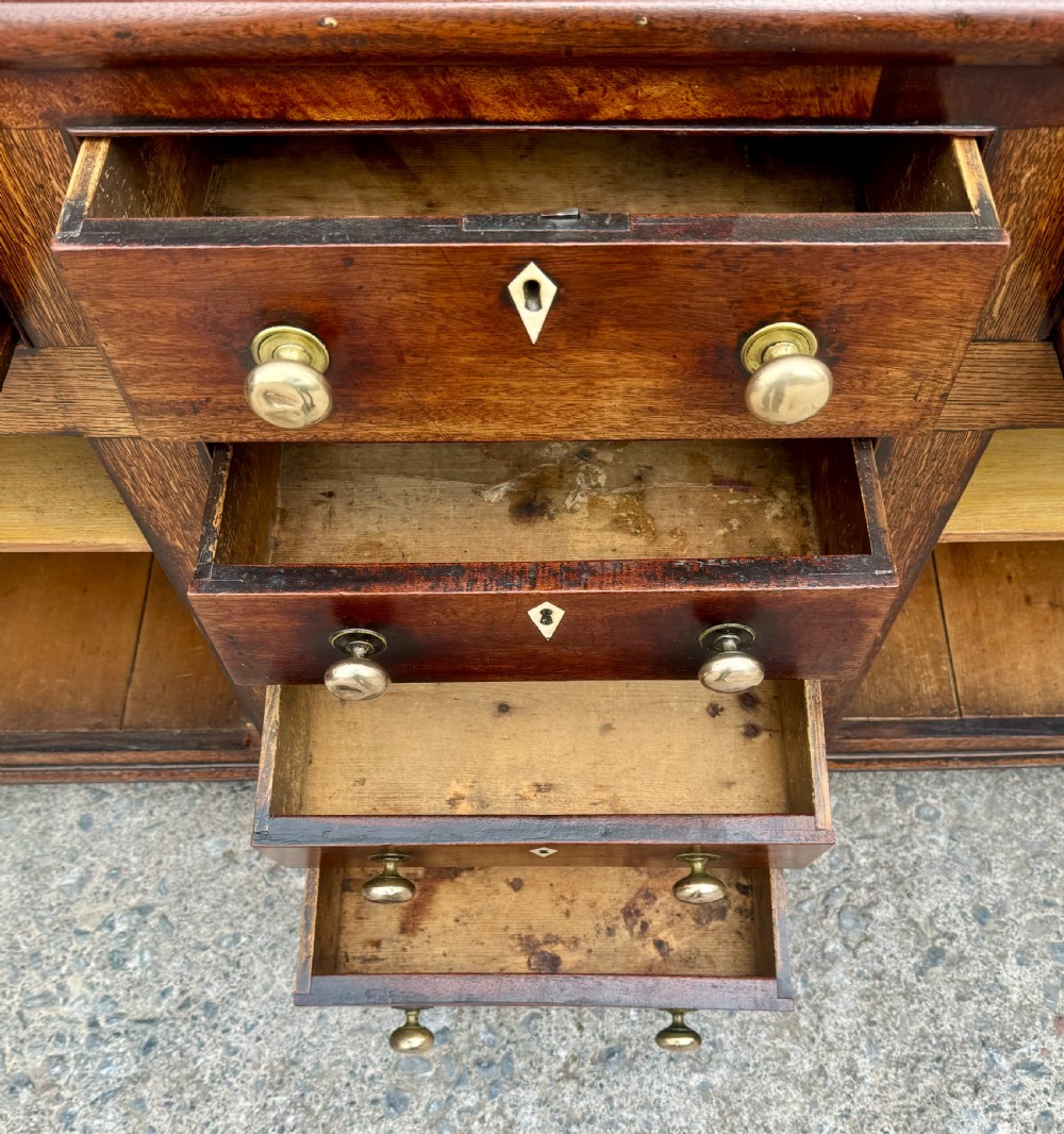 Georgian Welsh Oak Dresser View XVI