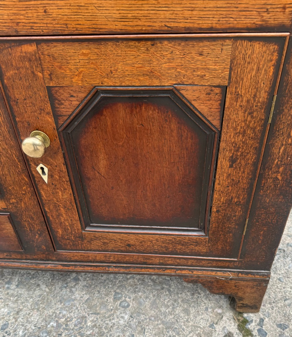 Georgian Welsh Oak Dresser View XVII