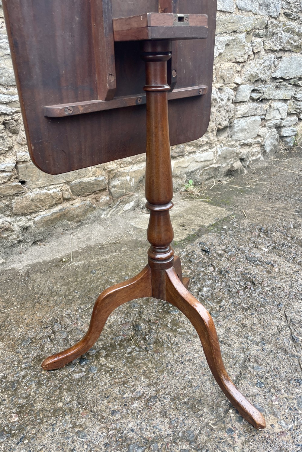 Regency Mahogany Tilt Top Wine Table View XII