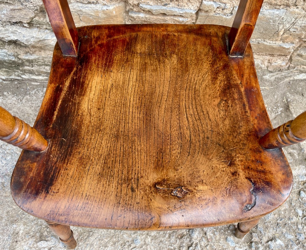 Victorian Elm Bar Back Windsor Chair View V