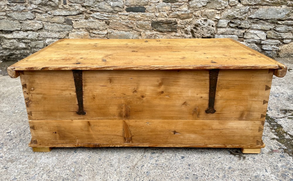 Large Antique Pine Box with Key View X