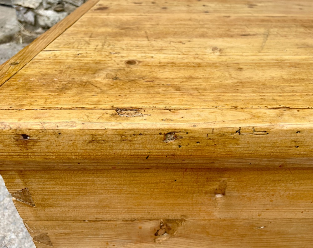 Large Antique Pine Box with Key View XVII