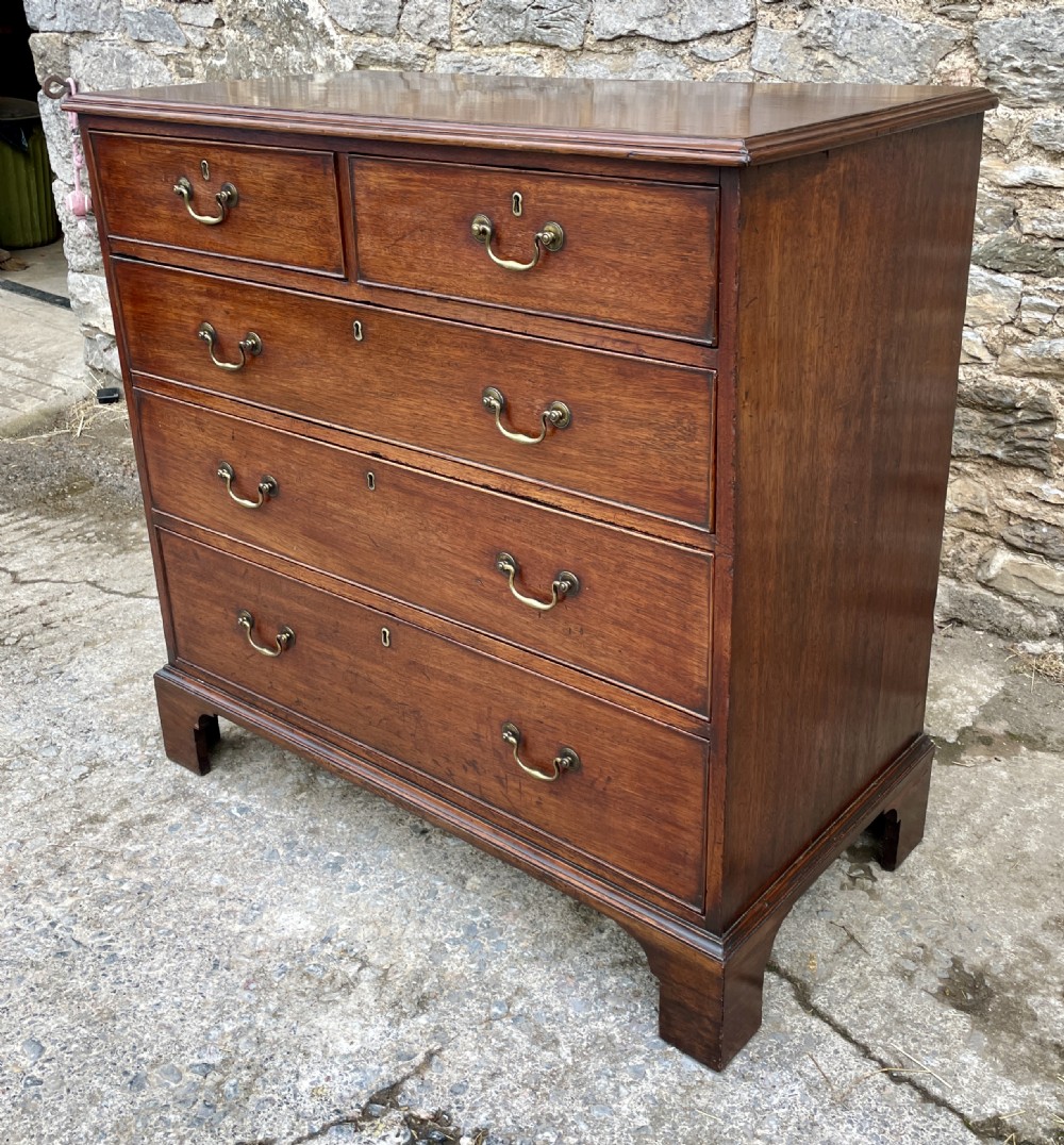 Georgian Mahogany Chest of Drawers View IX