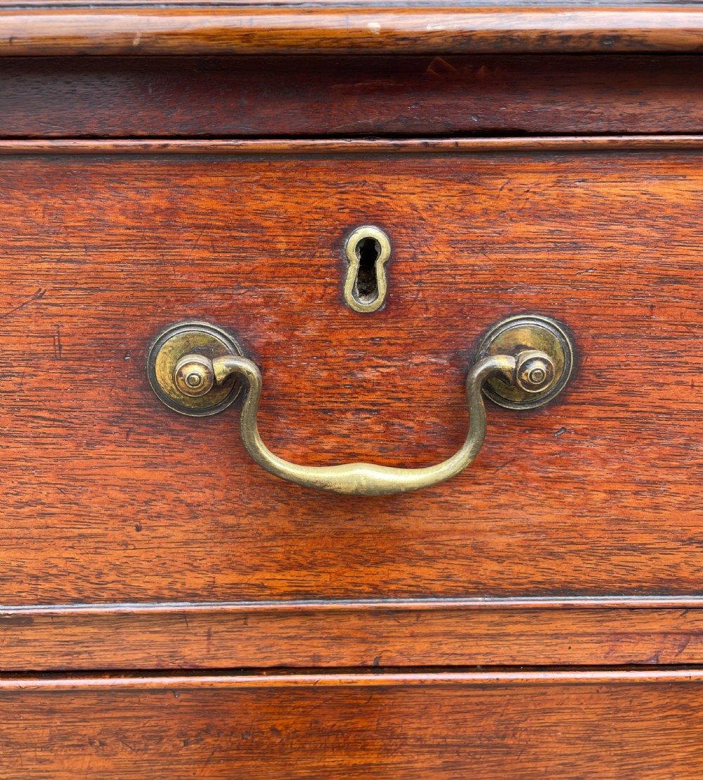 Georgian Mahogany Chest of Drawers View X