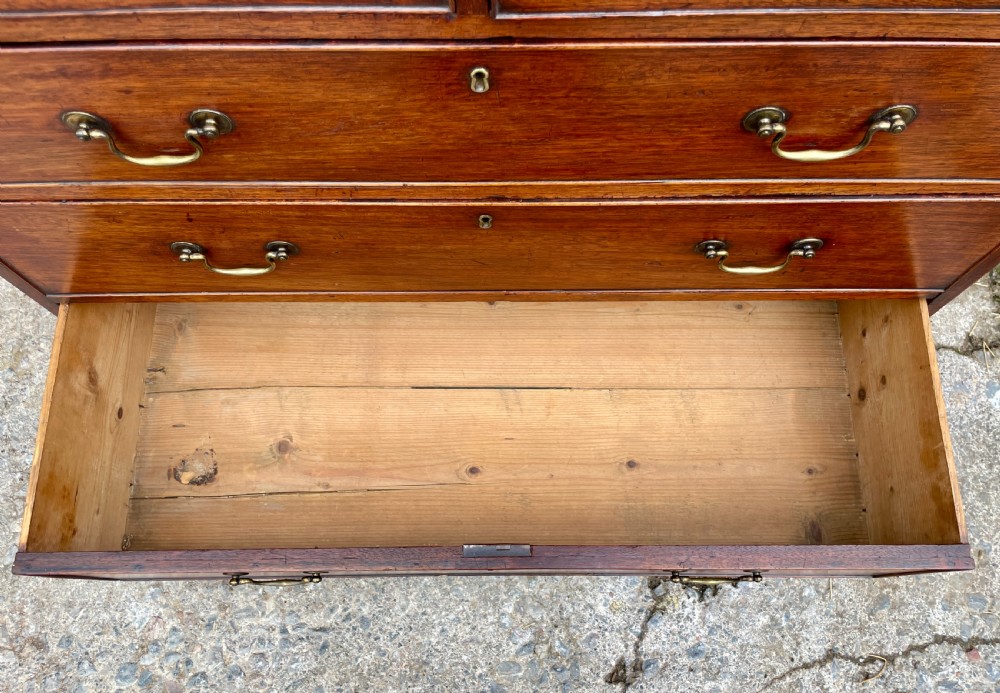 Georgian Mahogany Chest of Drawers View XI