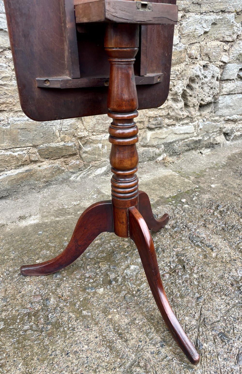 Regency Mahogany Tilt Top Wine Table View XVII