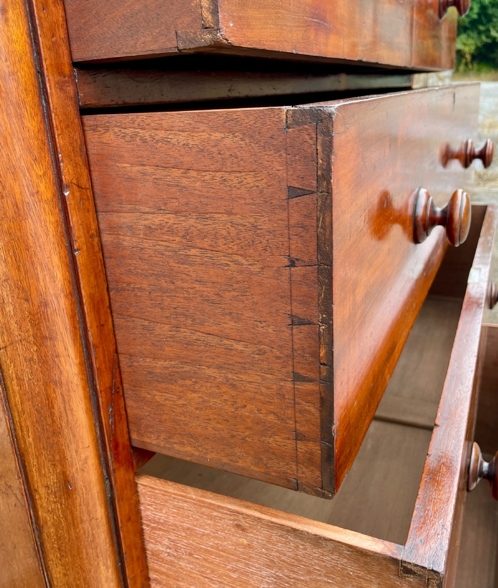 Large Victorian Mahogany Chest of Drawers View XVI